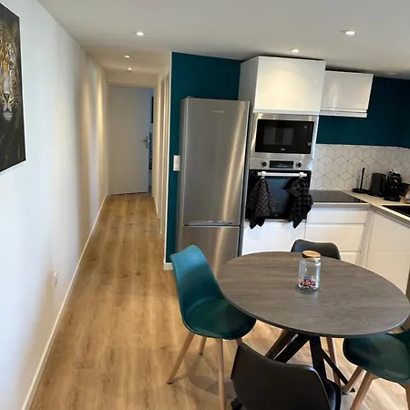 Fully-equipped New Appartement Saint-Germain-Lembron